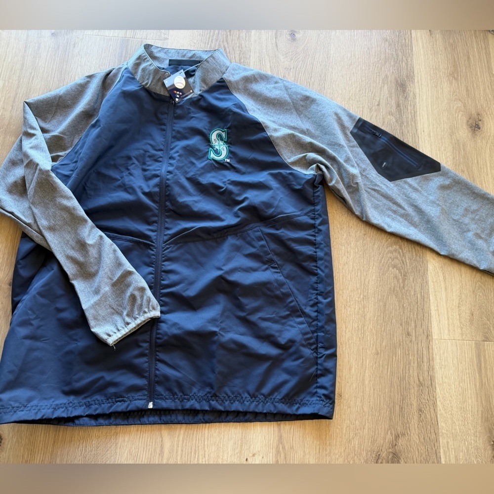MLB wind breaker- Seattle mariners LARGE